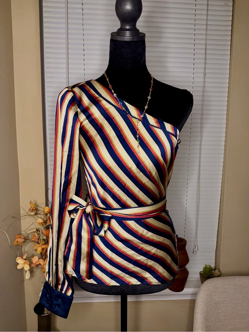 LULUMARI One-Shoulder Striped Blouse Satin Finish Top